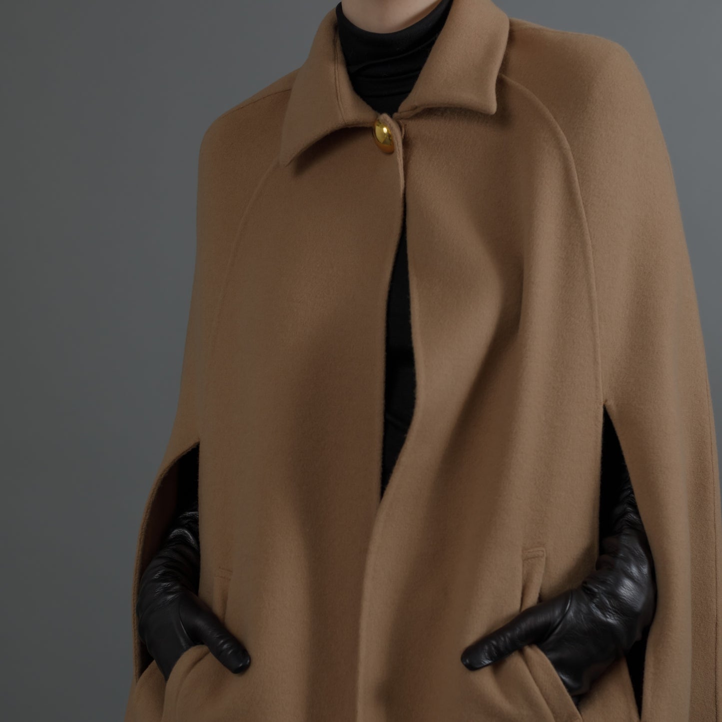 rever cape coat