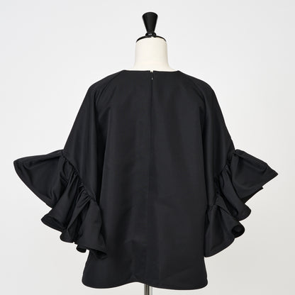 dolman ruffle sleeve BL