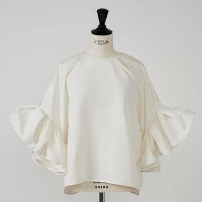 dolman ruffle sleeve BL