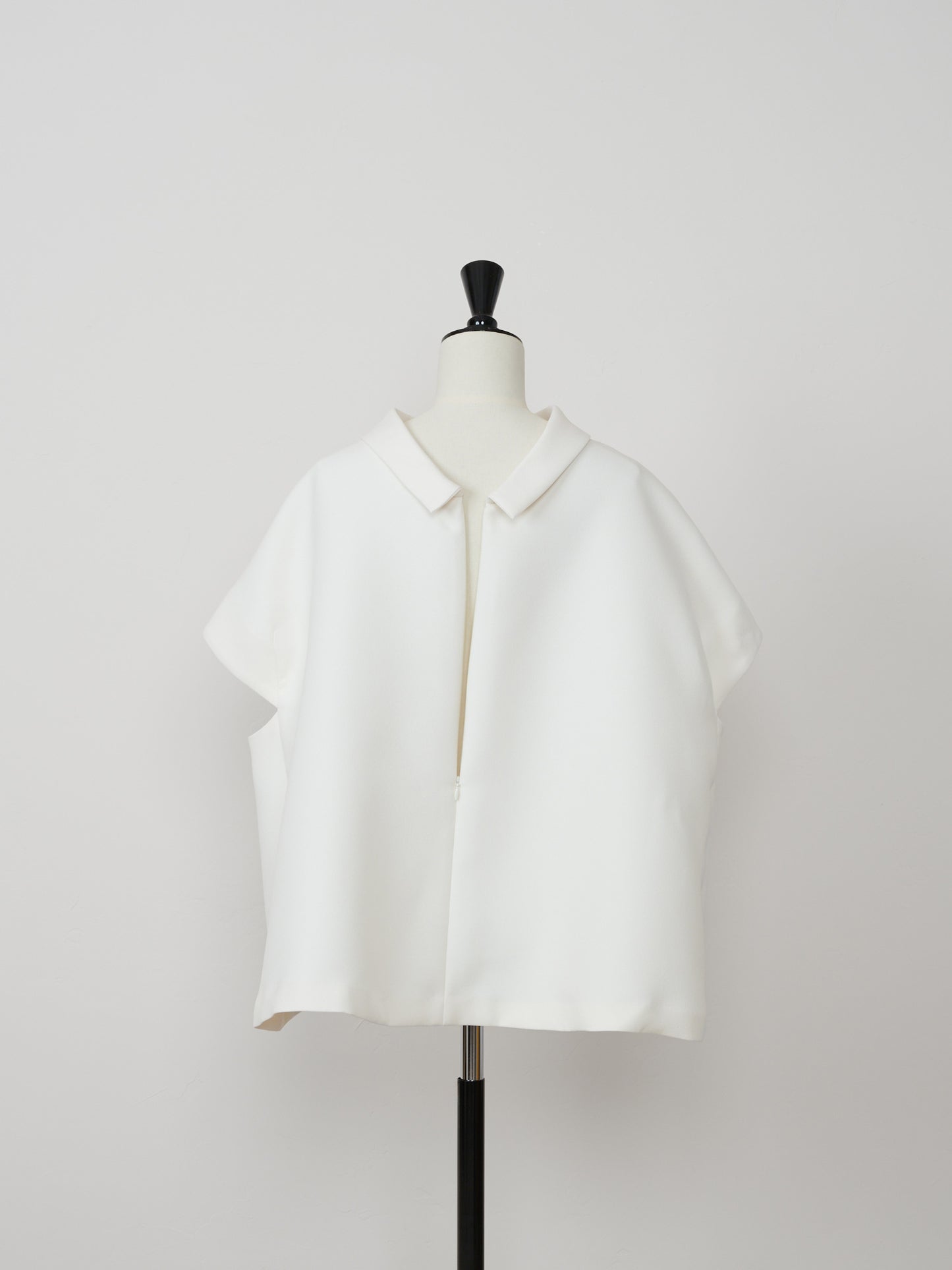 <予約販売> Classic Charm Blouse